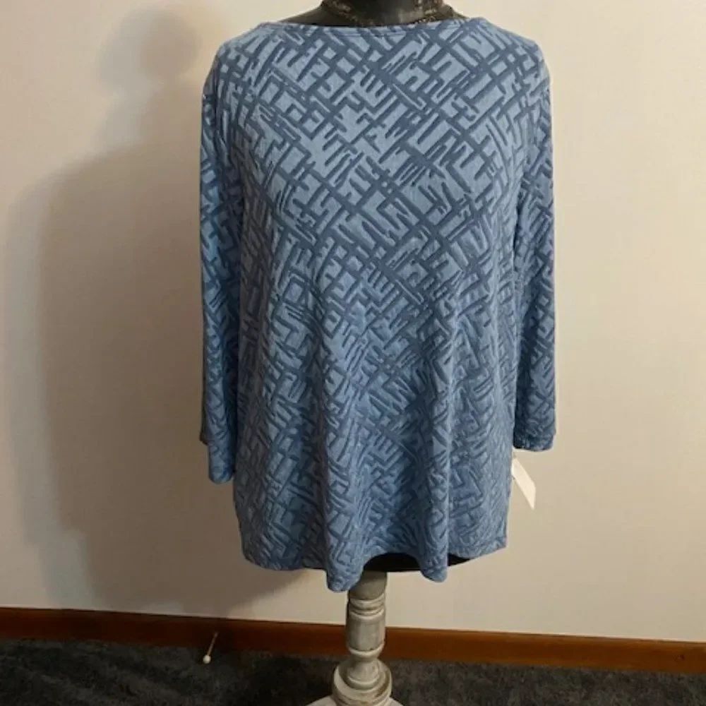 Easy Wear by Chico's Block Strokes Texture 3/4 sleeve top, size 3/16